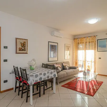 Casina Di Lilli Apartment *